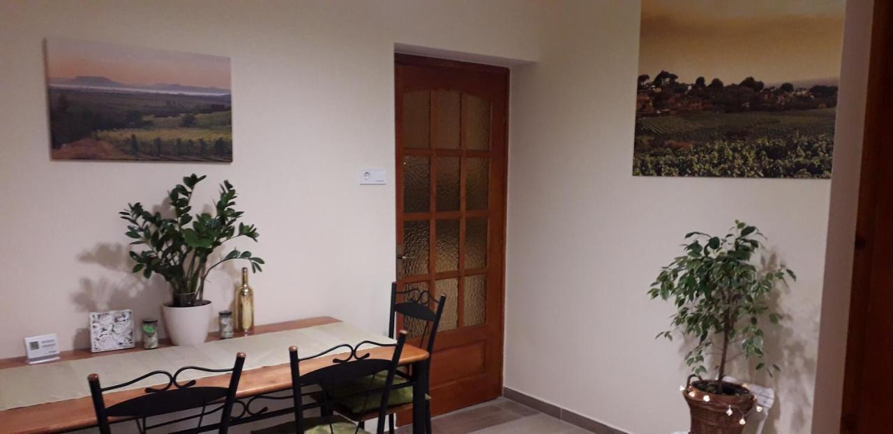 Diana Apartmanhaz Keszthely Exterior photo
